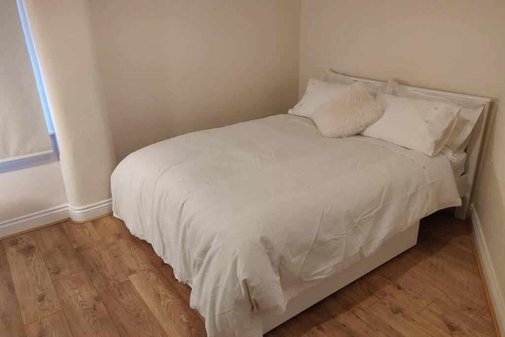 Battersea 3-Bedroom Apartment With Patio Garden Londres Extérieur photo